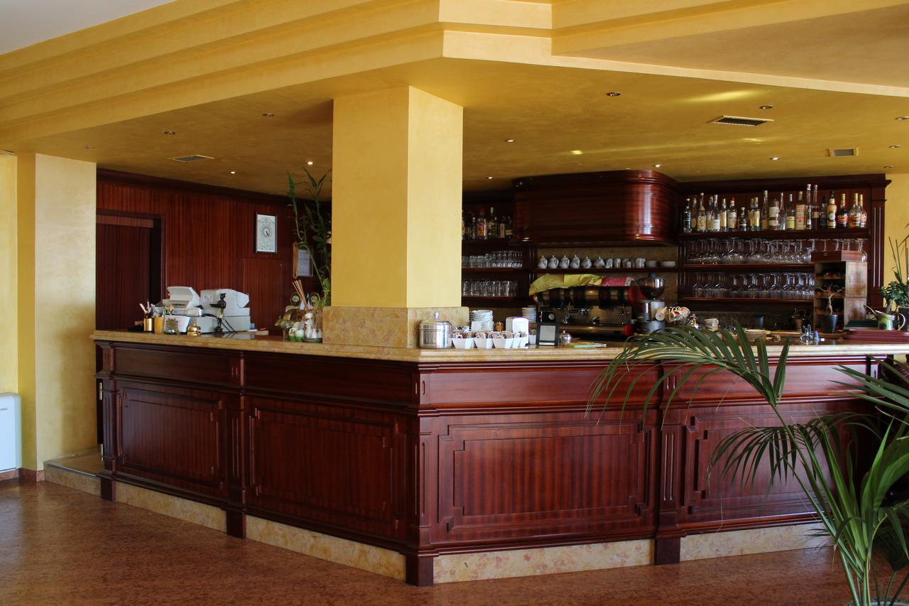 Hotel La Dolce Vita Cavaion Veronese Extérieur photo